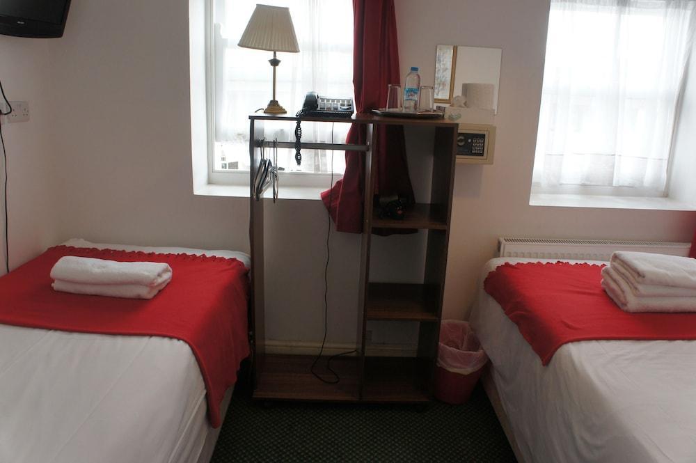 Plaza 3* Лондон